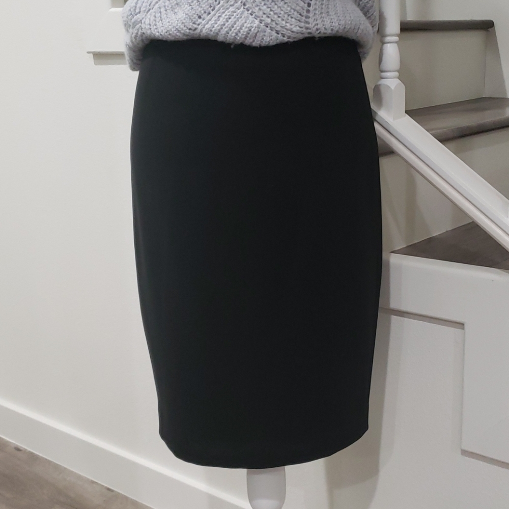 Elie Tahari Pencile Skirts